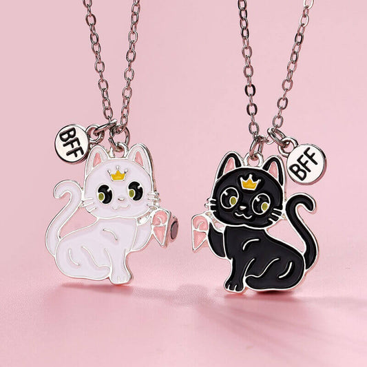 親友向けかわいい漫画猫マグネットネックレスセット - 3色展開（白黒、ピンク・ブルー、ピンク・パープル）